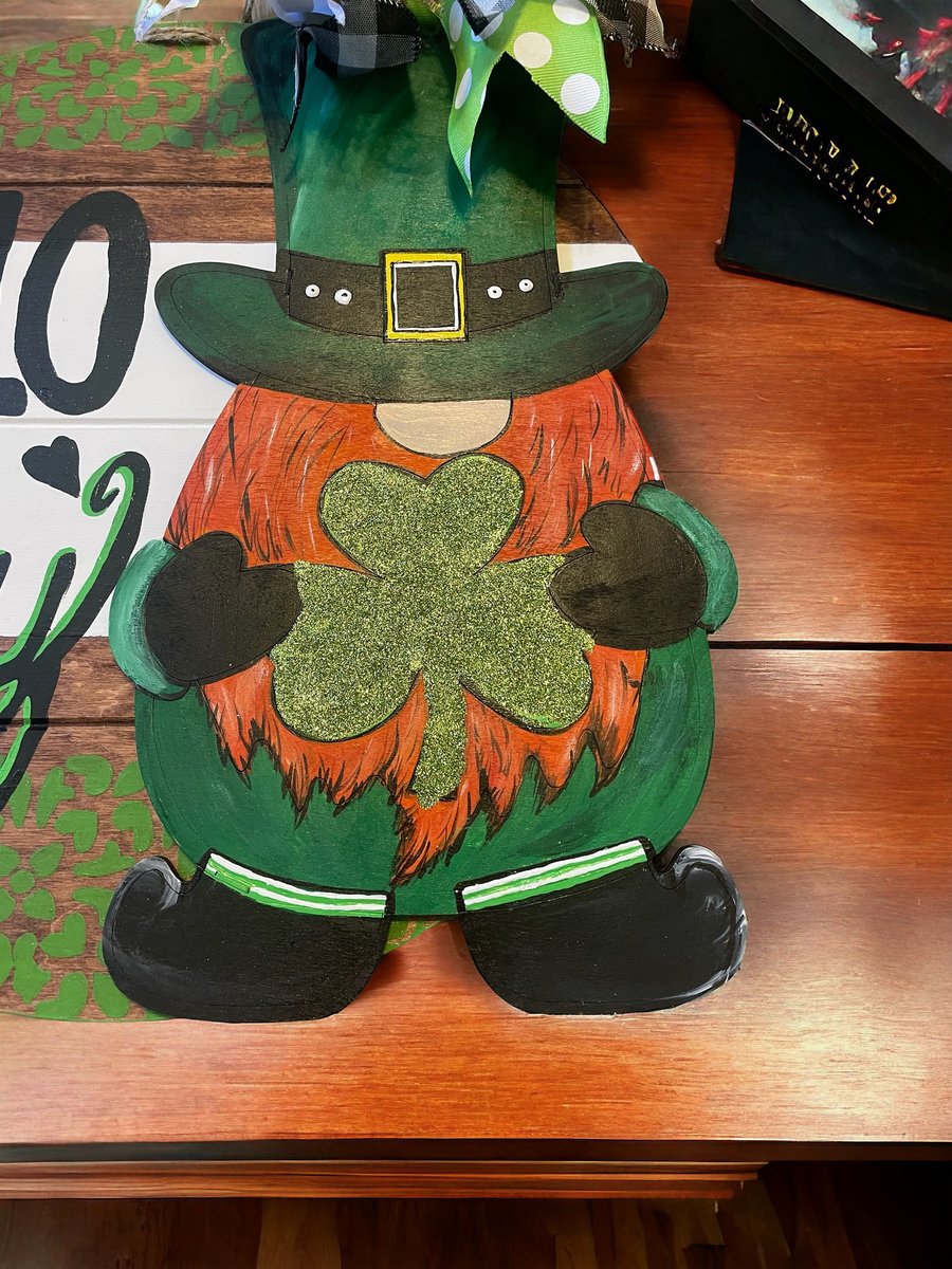 Hello Lucky St Patrick's Day Leprechaun Round Door Hanger