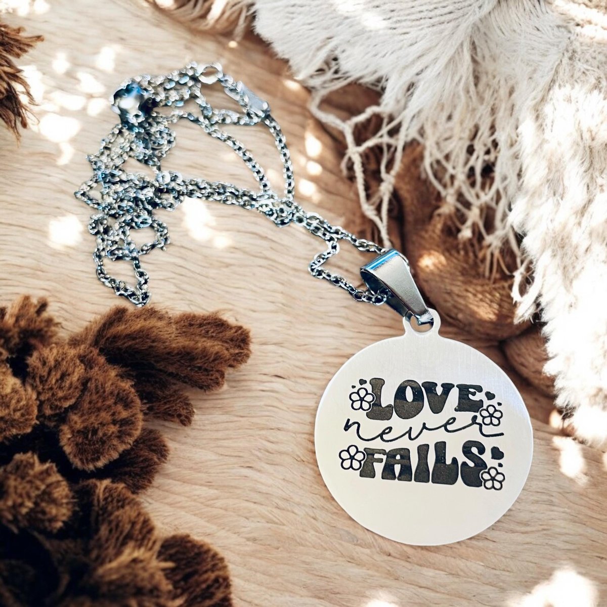 Custom Round Engraved Women's Necklace Stainless Steel Jewelry Gift for Her Daughter Mom Girlfriend Love Never Fails Boho
