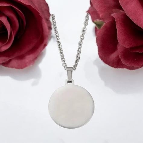 Custom Round Engraved Women's Necklace Stainless Steel Jewelry Gift for Her Daughter Mom Girlfriend Love Never Fails Boho